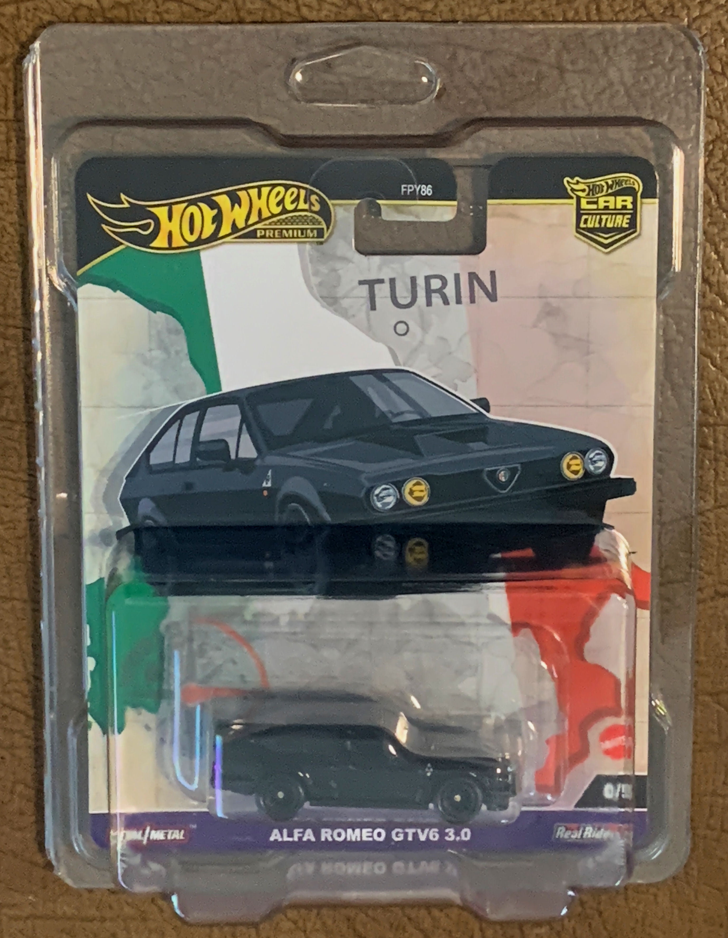 Hot Wheels Premium Car Culture 2024 World Tour - Alfa Romeo GTV6 3.0 - 0/5 Chase Black