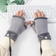 thumbnail image 5 of Tejido Guantes sin dedos Hombres blandos Mujeres A prueba de viento A prueba de viento Cálido Mantenimiento USB Carro eléctrico Calefacción Mittens Protector de mano interior Gris kenally HA011717-05, 5 of 7