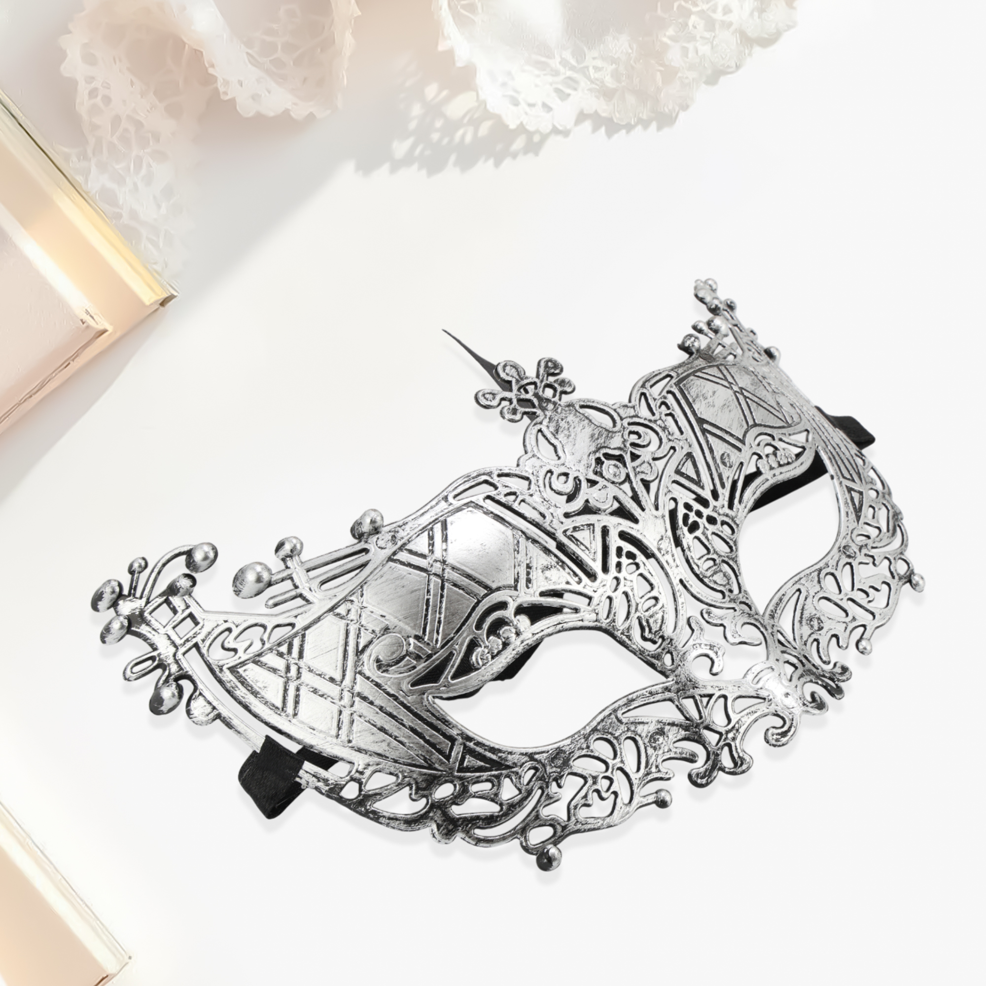 Unique Bargains Elegant Half Face Party Mask 1 Pcs Silver Pattern 4