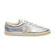 thumbnail image 1 of Tenis Veja para mujer color plateado con logo blanco, agujetas blancas y suela de goma, 1 of 4