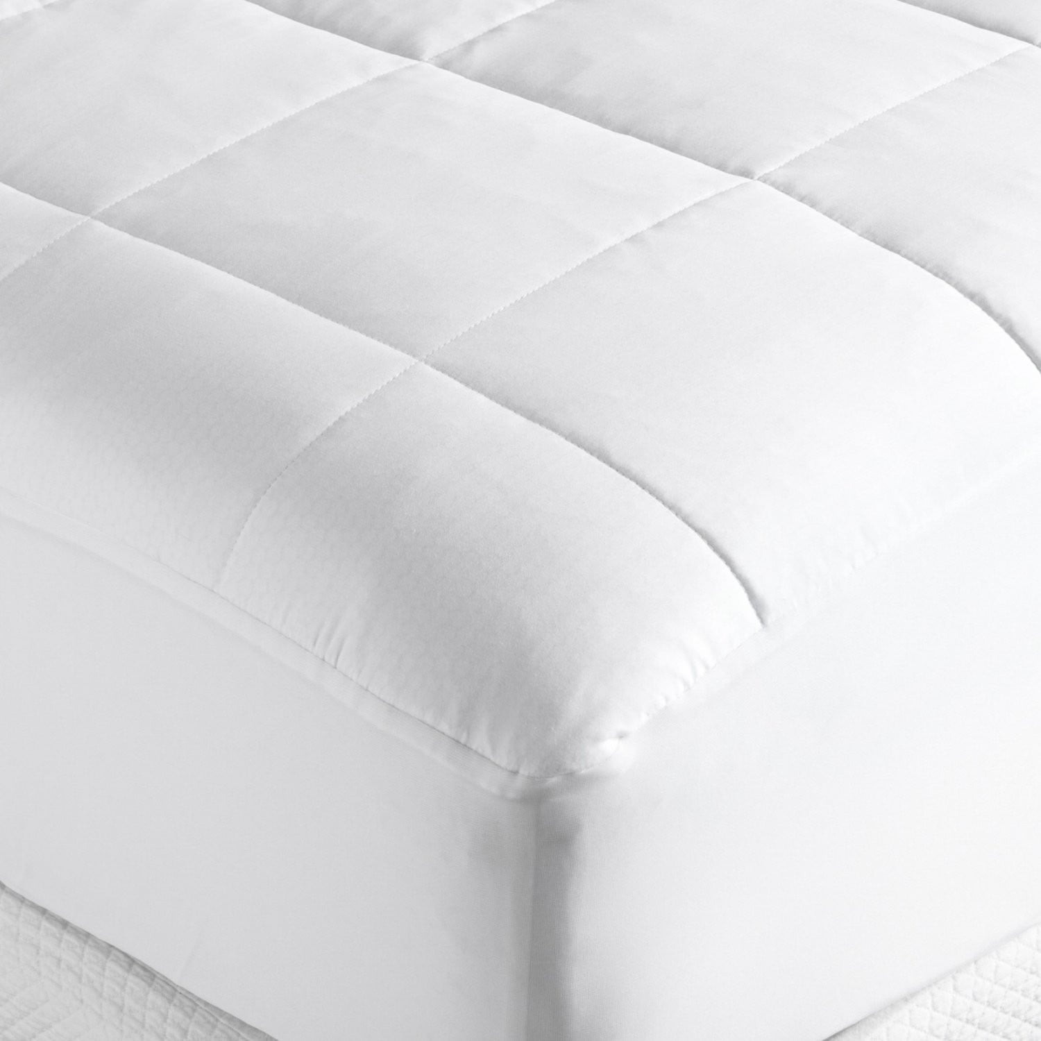 Outlast Temperature Regulating Mattress Pad White