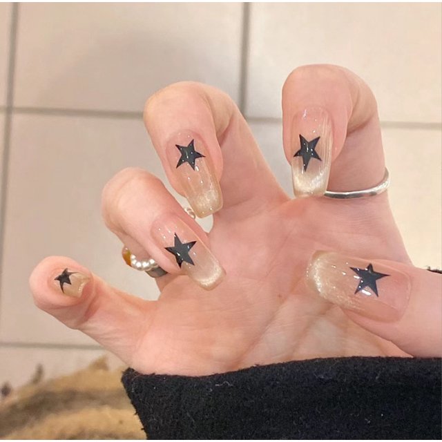 Explosiones con armadura, parches de uñas con destellos de línea larga de lujo y luz francesa, piezas de arte de uñas terminadas