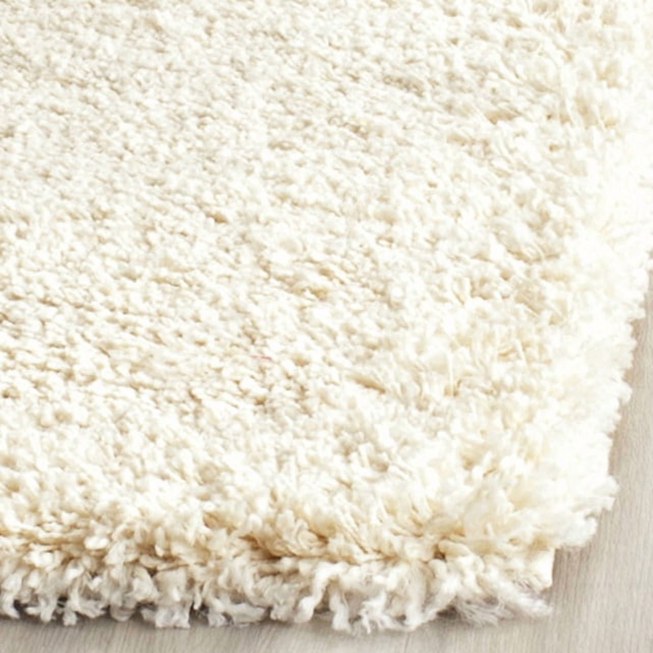 SAFAVIEH California Plush Solid Shag Area Rug, Ivory, 4' x 4' Square - Modern Design, Ivory, Non-Shedding & Easy Cleaning, Ultra Plush Thick Pile, Ideal for Living Room, Bedroom