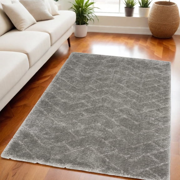 HomeRoots 551120 5 x 7 ft. Shag Rectangle Area Rug, Gray