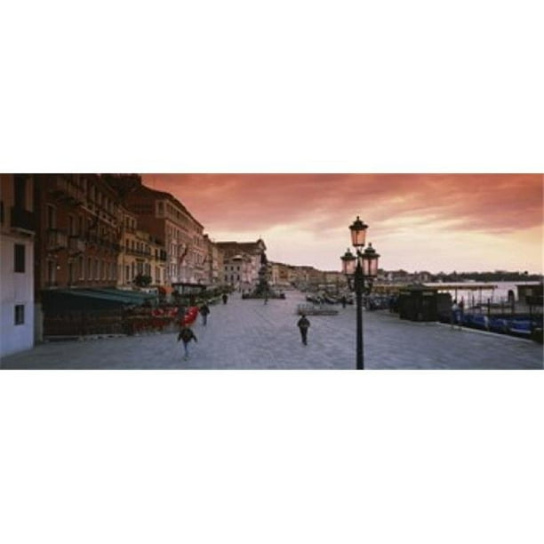 Panoramic Images PPI106579L Bâtiments dans une Ville Riva Degli Schiavoni Venice Italie Affiche Impression par Panoramic Images - 36 x 12