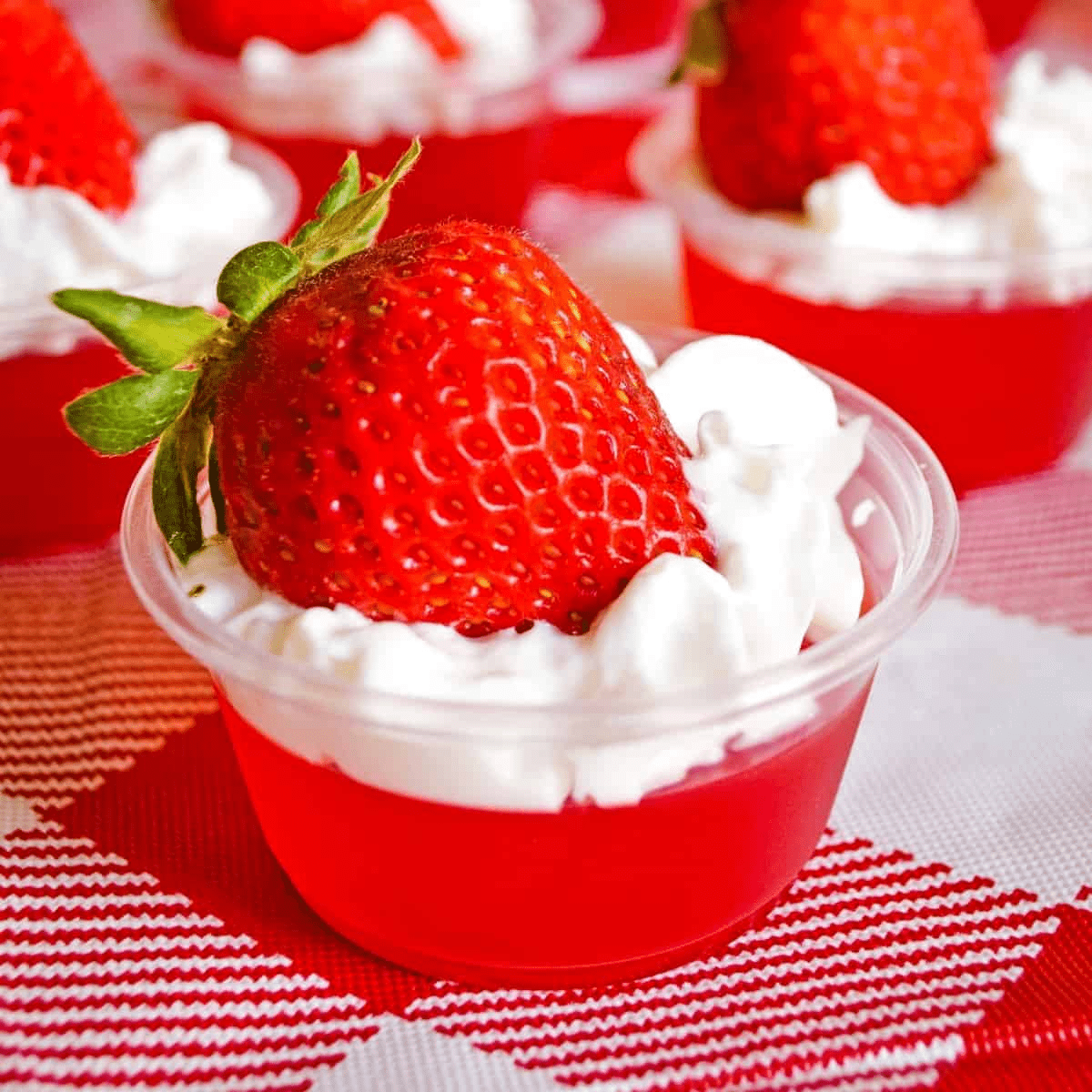 Strawberry Halal Gelatin Dessert Jell-O 3.oz each - Pack of 6 - جيليه الفراولة حلال