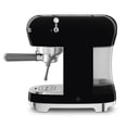 thumbnail image 5 of Smeg Cafetera espresso manual con varilla de vapor, 15 bares de presión, filtro porta de acero inoxidable, calentador de tazas pasivo, controles fáciles de usar y cuchara medidora fabricada en Italia, 5 of 5