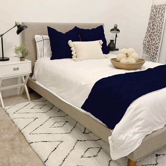 600 Thread Count Egyptian Cotton Pinch Pleated Bed Runner Decorative Bed Scarf 3 Piece ( 1 Bed Runner and 2 Pillow Shams) Queen Size (88" x 18") [Navy Blue Solid]