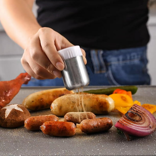 Botella de condimento de acero inoxidable | Espolvoreador de especias con 5 orificios | Tarro portátil para condimentos de cocina y barbacoa | Salero y pimentero blanco compacto | 1 pieza