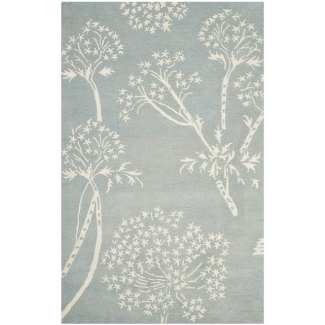 Safavieh Bella 4' X 6' Hand Tufted Wool Rug in Light Blue and Ivory
