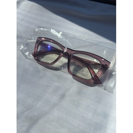 Stylish Cat-Eye Reading Glasses – +3.00 Magnification with Blue Light Filtering