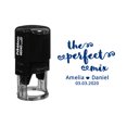 thumbnail image 1 of Printtoo Tampon de Mariage Personnalisé Bleu Auto-Encreur Parfait Mélange Rond Usage Intensif - 40 mm, 1 of 6