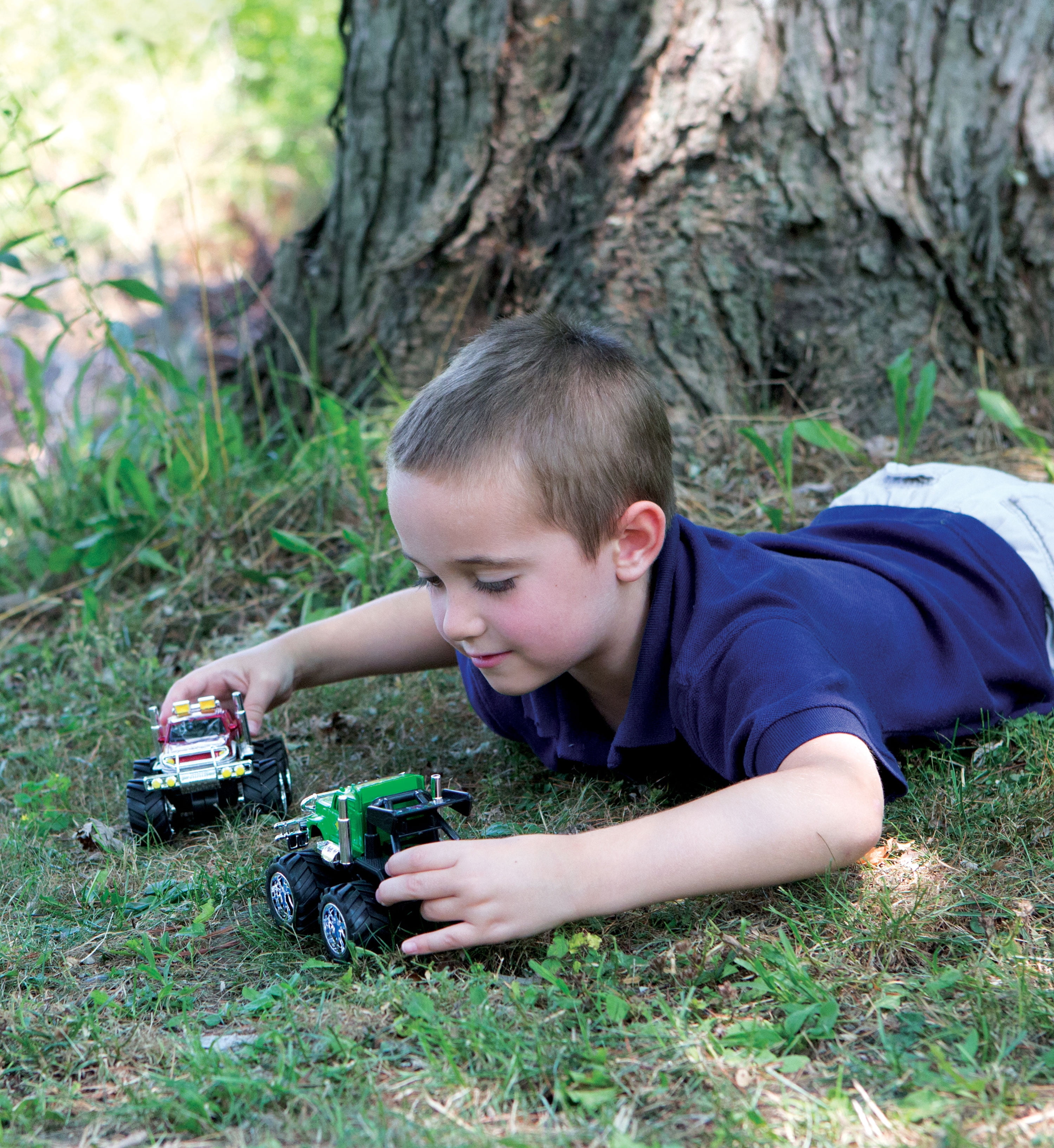 Creativity for Kids Monster Trucks Custom Shop, Multicolor - Crafts for Boys