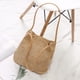 thumbnail image 4 of Bolso de paja tejido a mano para mujer, tipo cubo, tipo bandolera (beige oscuro), 4 of 5