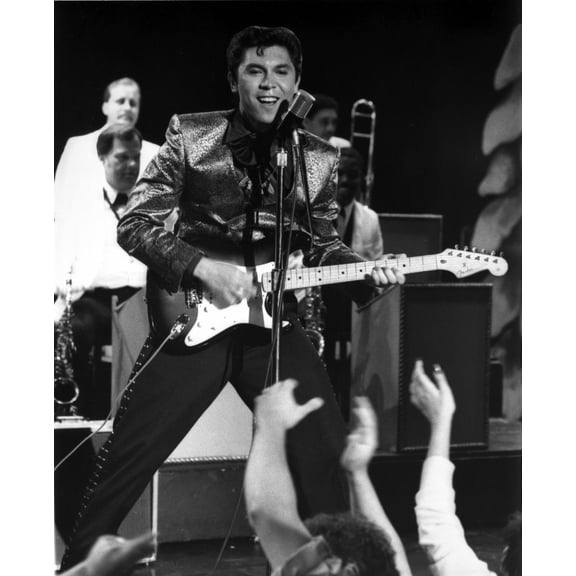 Lou Diamond Phillips on stage Photo Print (8 x 10)