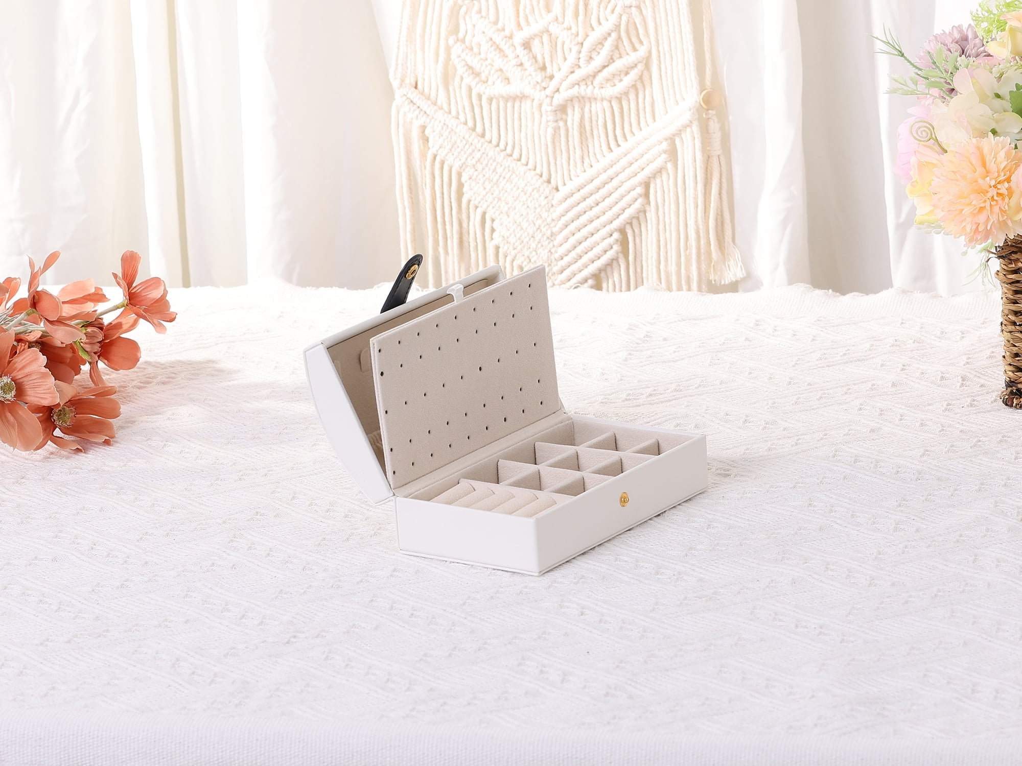 Unique Bargains Jewelry Box Small Portable PU Leather Jewelry Organizer Case Storage White
