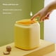 thumbnail image 3 of Billuyoard Reemplazo de cubo de basura lindo tipo de prensa sellado a prueba de fugas Mini oficina dormitorio papelera de escritorio con tapa Suministros de limpieza para el hogar Amarillo, 3 of 6