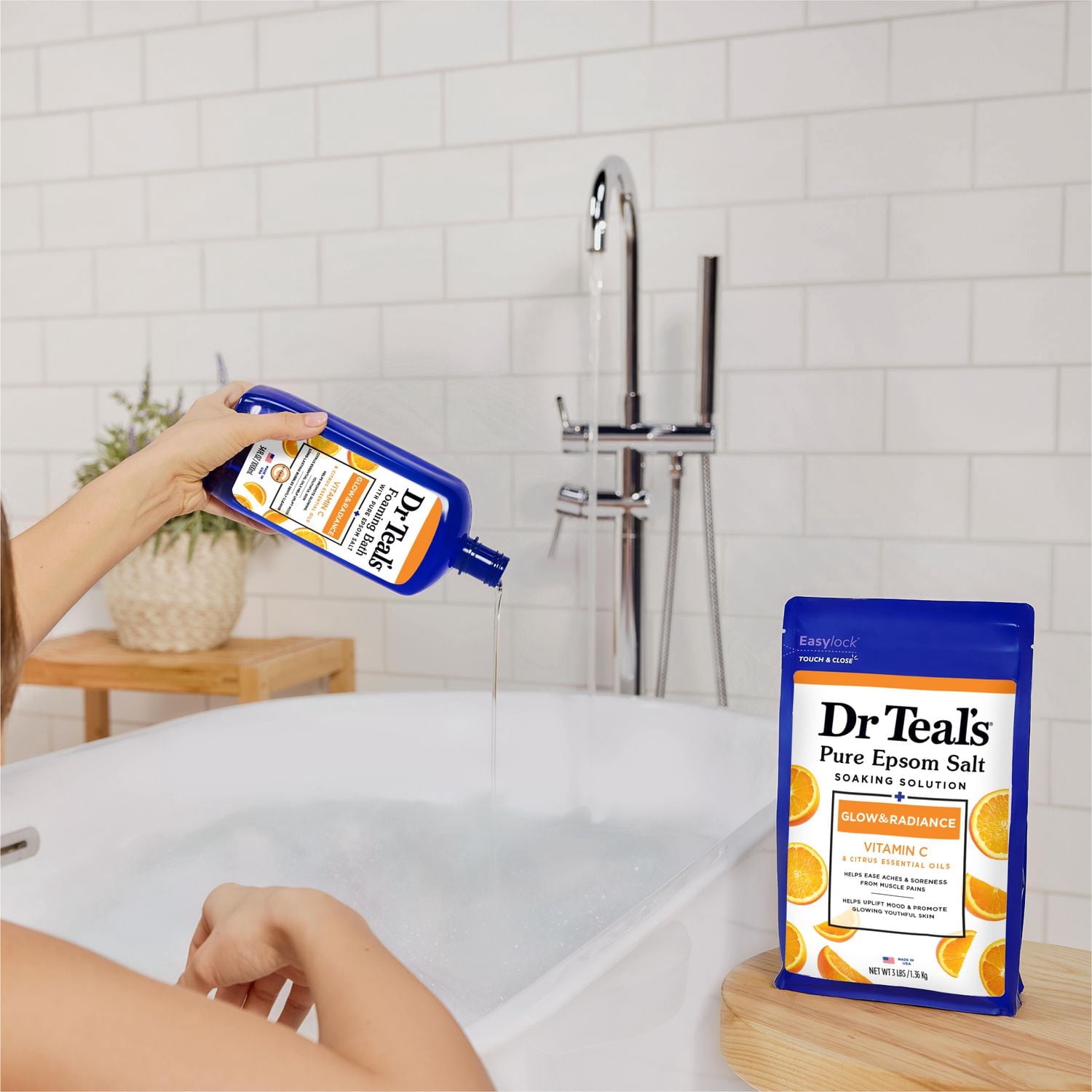 Dr Teal’s Salt Soak with Pure Epsom Salt, Glow & Radiance with Vitamin C & Citrus Essential Oils, 1.36 kg