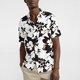 thumbnail image 2 of Camisas De Mezclilla Para Hombre Camisa informal con estampado Floral de solapa suelta para hombre, puños de manga corta con botones, camisa Floral estilo puerto, Top de verano hawaiano (Black, S), 2 of 3