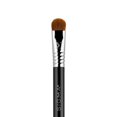 thumbnail image 4 of Set de Brochas de Maquillaje Sigma Beauty Travel Essential Trio Vegan, 4 of 7