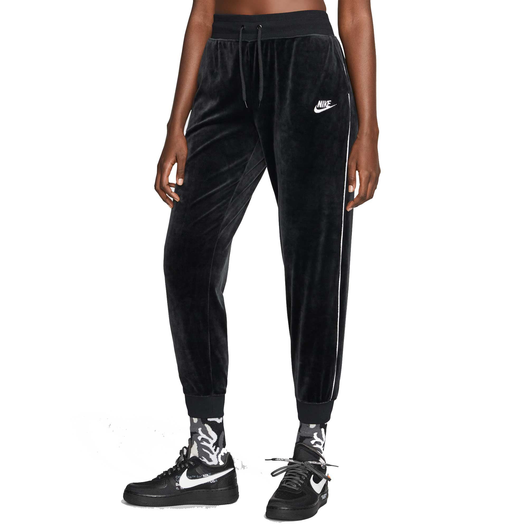 nike heritage plush joggers