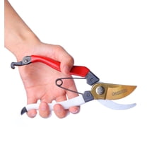 Gardeness Titanium Plating Japanese Pruning Shears, Professional Bypass Heavy Duty Garden Pruner Secateurs – Lightweight Easy Grip Branch Clippers Hand Pruners for Gardening, Trimming, Harvesting.