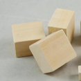 thumbnail image 3 of de Cuadradas Sin Terminar para Manualidades, 100 Piezas -1,5 * 1,5 * 1,5 Cm jinwen Abalorios cuadrados de madera, 3 of 7