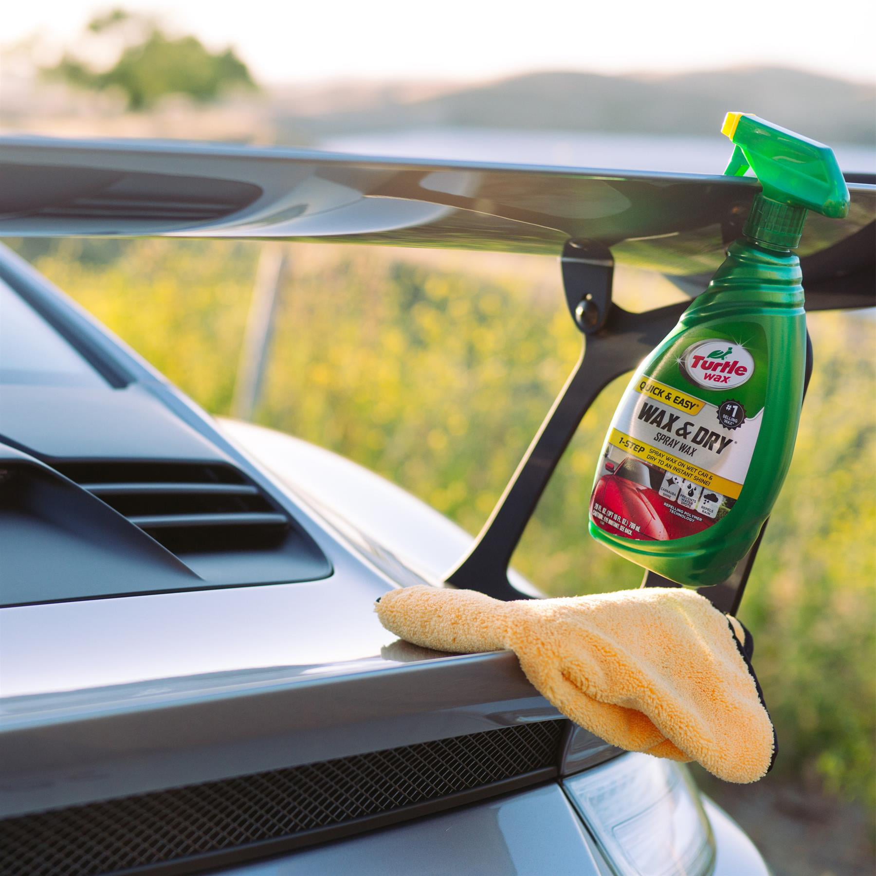 Cómo encerar tu auto en un solo paso con Wax & Dry Spray Wax