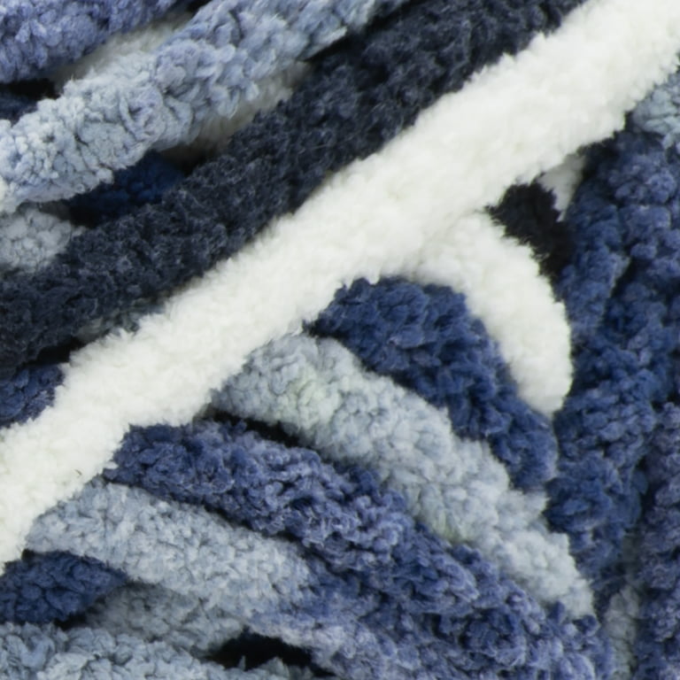 Bernat Yarn Blanket Extra Blanket Yarn, Jumbo Gauge #7, 2-Pack (Softened Blue)