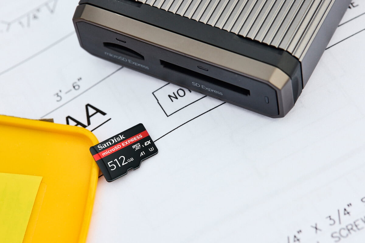 SanDisk - SanDisk microSD Express 256GB SDSQXFN-2… 93e30cb1-d382-47d4-be43-