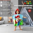 thumbnail image 2 of Toalla con capucha Poncho Franco Super Mario Official Nintendo, 2 of 6