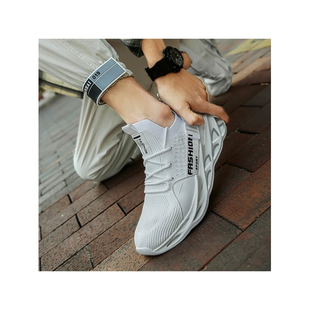 White mens hotsell gym shoes