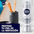 thumbnail image 2 of Espuma para afeitar NIVEA MEN Silver Protect antibacterial con iones de plata 200 ml, 2 of 7