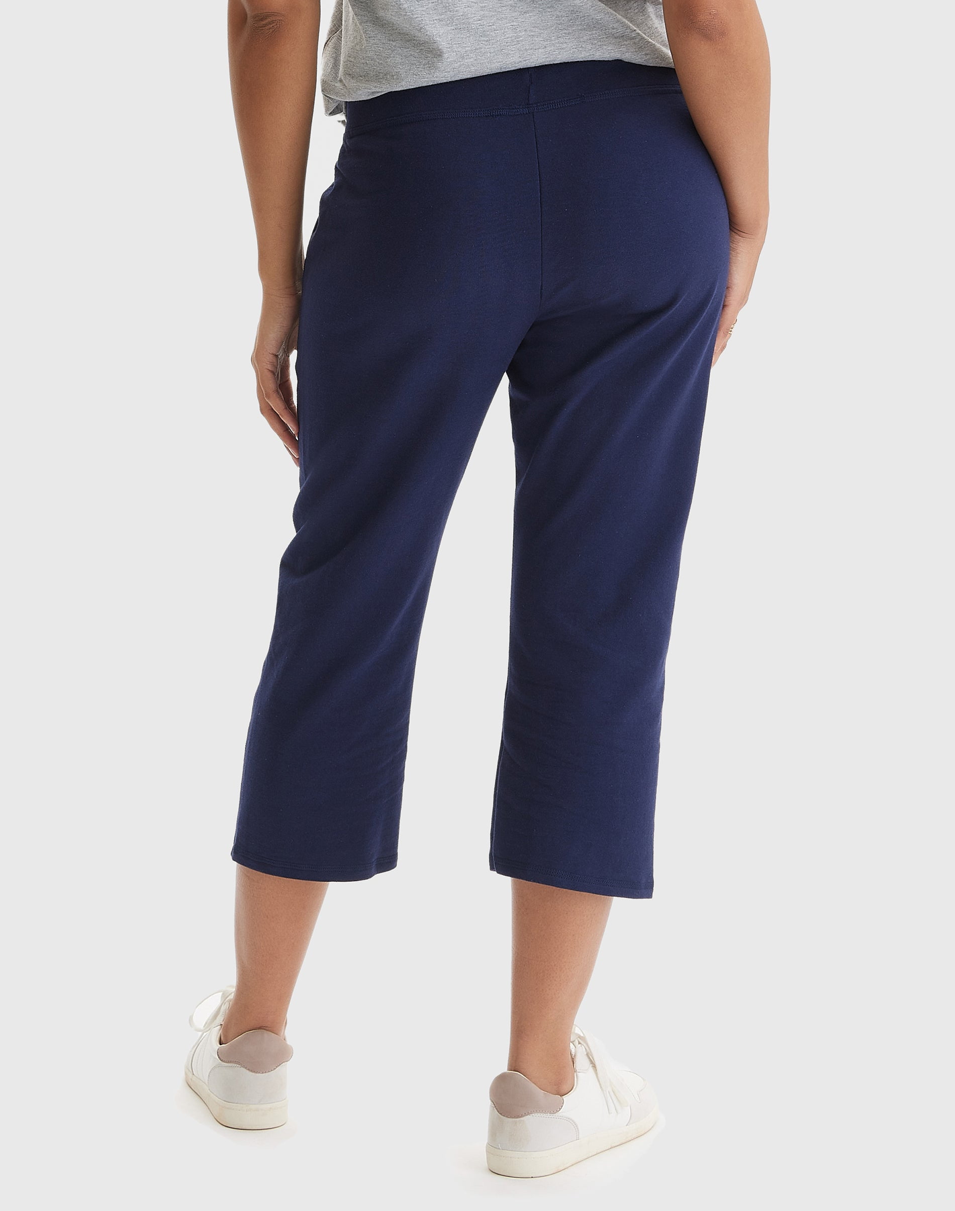 Hanes Women's French Terry Capri Pants with Pockets, 22" Navy 2XL