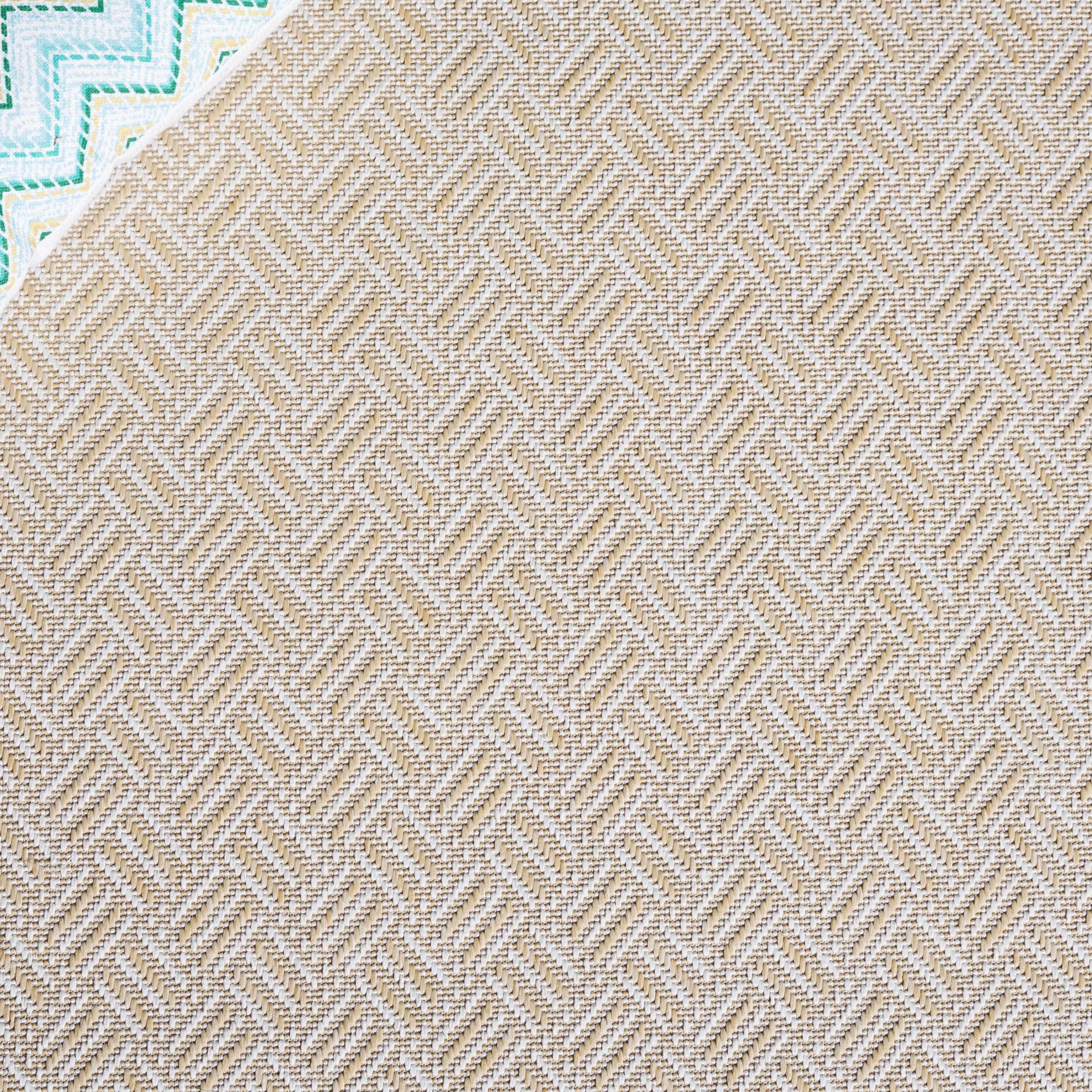 SAFAVIEH Terrace Yadira Geometric Indoor/Outdoor Area Rug, Beige/Ivory, 5'3" x 7'6"