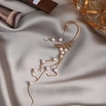 thumbnail image 4 of Fiudx Pendientes Sin Perforar, Elegante Diseño de Borla de Perla, Pendientes Largos de Clip a La Moda, Joya Llamativa, Ideal para Banquetes de Boda, Accesorio para Eventos Especiales de Mujer, Estilo, 4 of 5