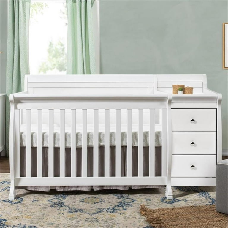 DaVinci Kalani 4-in-1 Convertible Crib & Changer in White