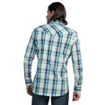 thumbnail image 3 of Camisa Regular Fit Manga Larga Wrangler Hombre 736 Azul Marino, 3 of 5