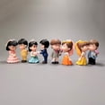thumbnail image 2 of mini figuras de acción de pareja, figuras de personas, artesanía de plástico, modelo de amante dulce, adorno de pastel de boda de princesa, decoración interior de automóvil, 2 of 5