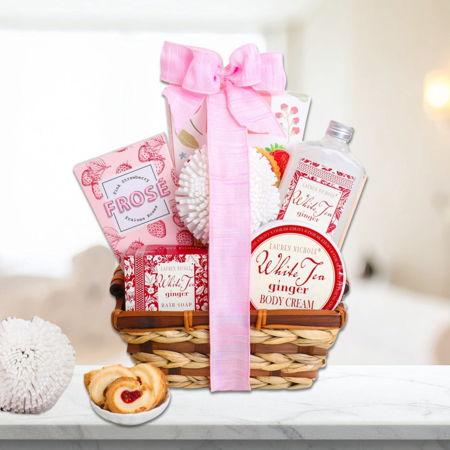 Alder Creek Gift Baskets White Tea & Ginger Spa Gift Basket (7 Items per Gift)