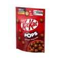 thumbnail image 4 of KITKAT POPS, enrobage chocolaté, centre croustillant, petites friandises, 4 of 7