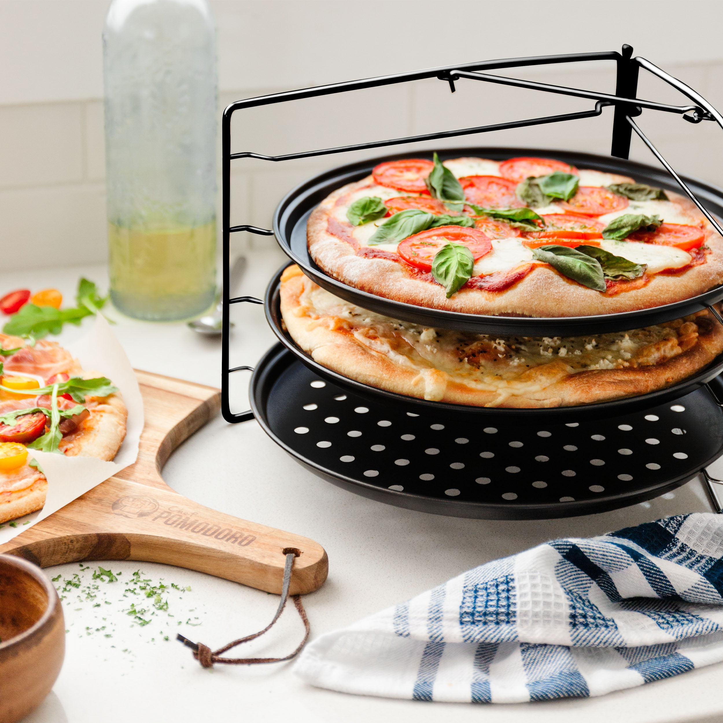 Chef Pomodoro Cast Iron Pizza Pan, Pre-Seasoned Skillet with Handles,  Baking Pan, Round Griddle for Dosa Tawa Roti, Comal for Tortillas, Baking  Stove