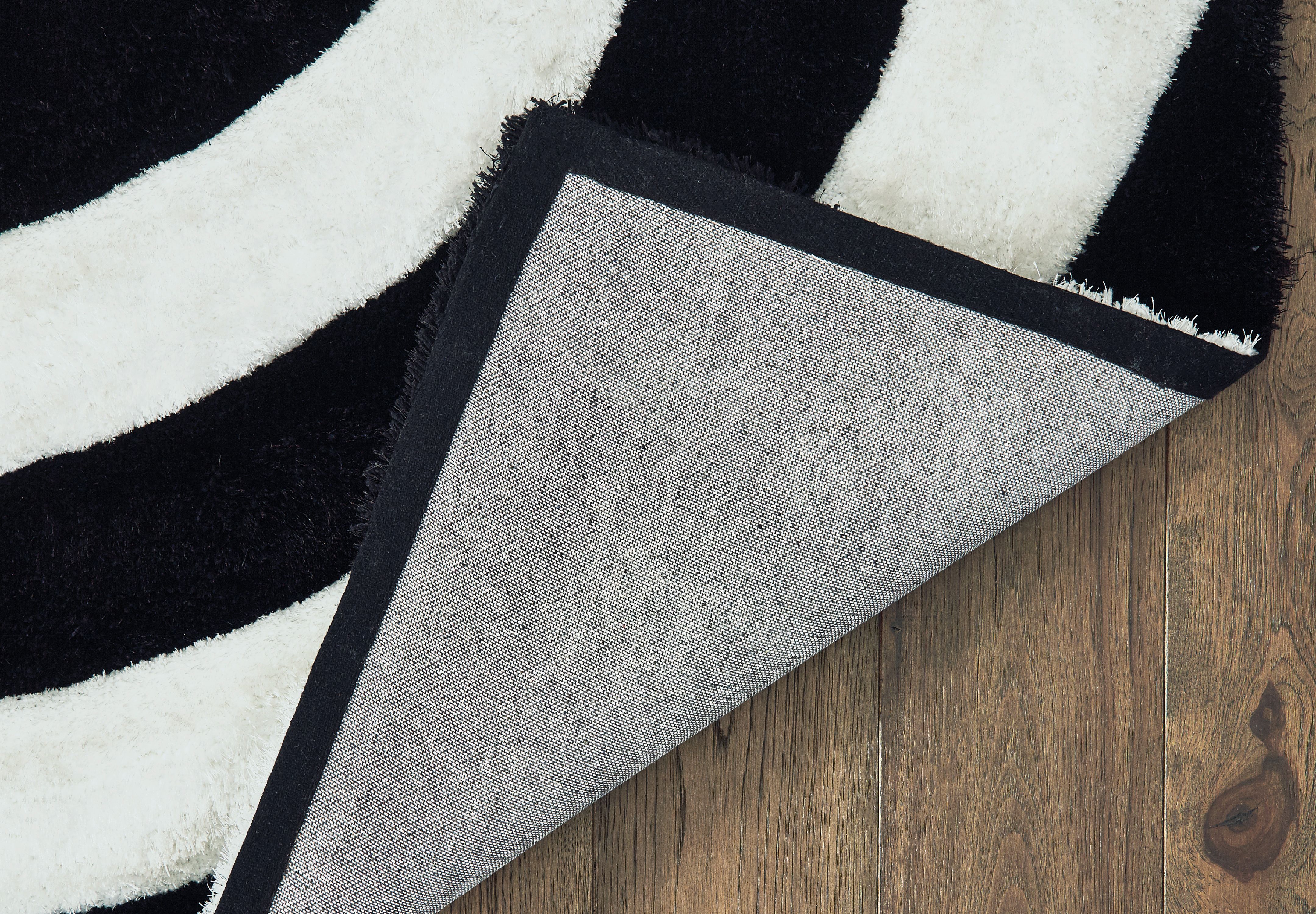 United Weavers Veria Agba Shag Black Hand Carved Polyester Area Rug