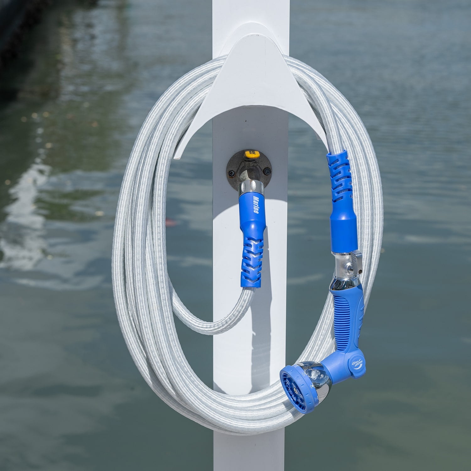 Pocket Hose 25 FT Marine, Expandable, White, Scuff Free, 3/4in, On/Off Valve, BONUS 10 Pattern Sprayer + Quick Dry Storage Bag AS SEEN ON TV Solid Aluminum/Lead-Free, Lightweight, No-Kink, All Boats