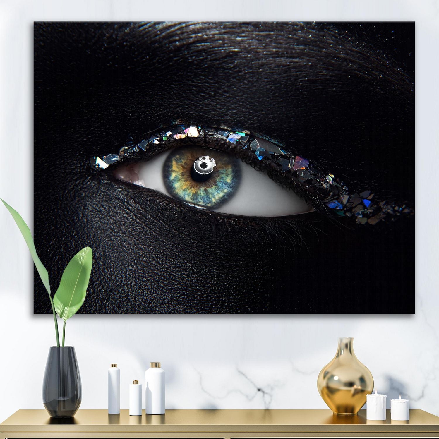 Designart Yeux de femme avec des étincelles de verre multicolores Art mural sur toile