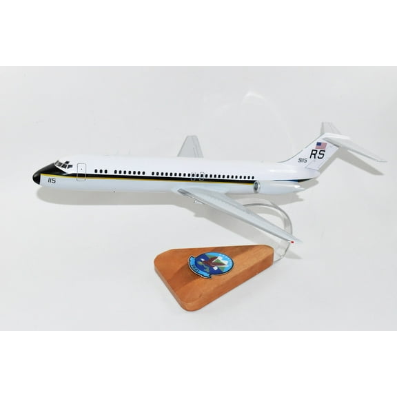 VR-61 Islanders C-9B Model, 1/80th (18") Scale, Mahogany, Navy