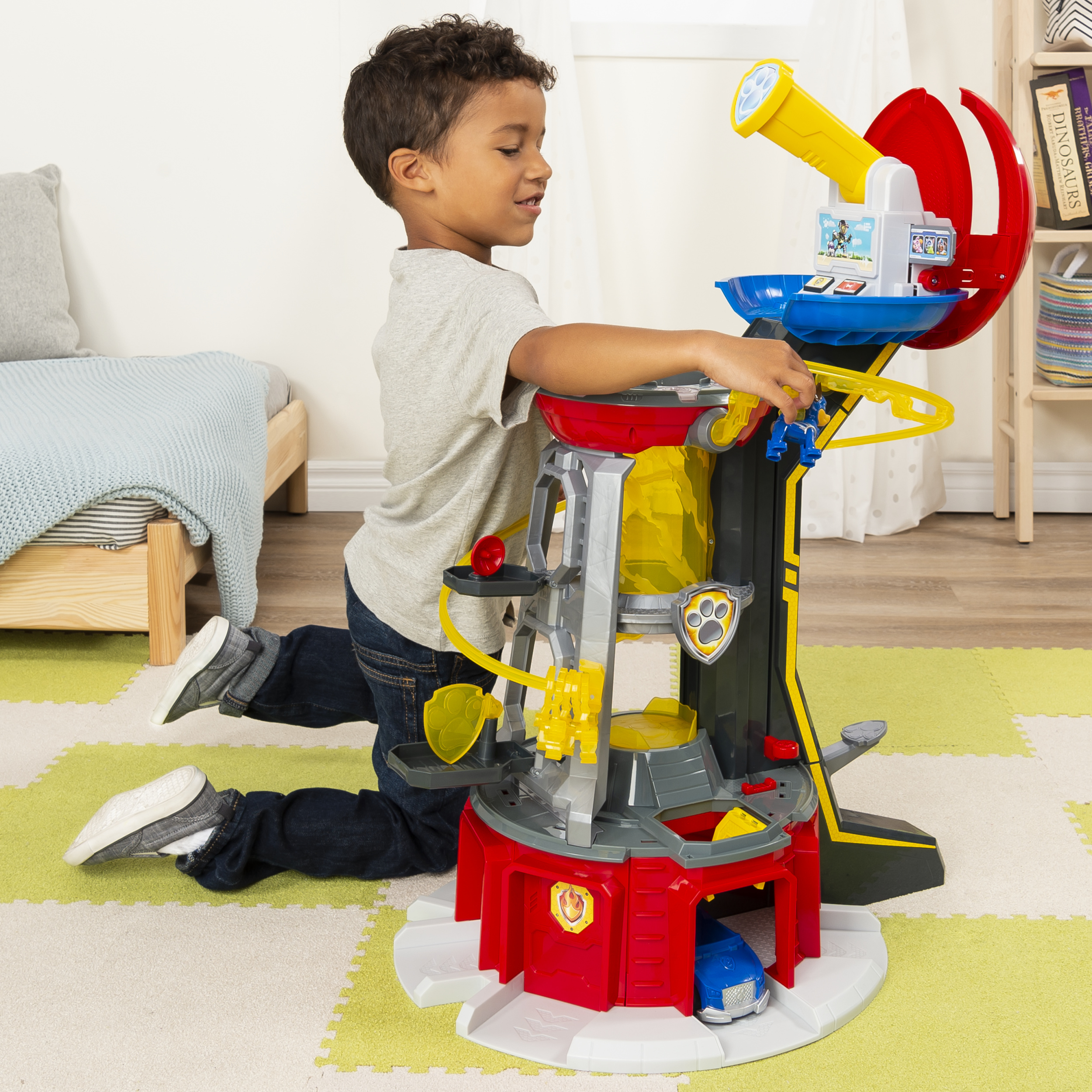PAW Patrol, Mighty Pups Super PAWs Lookout Tower Playset with Lights and Sounds, Toy for Ages 3 and Up - image 3 of 8