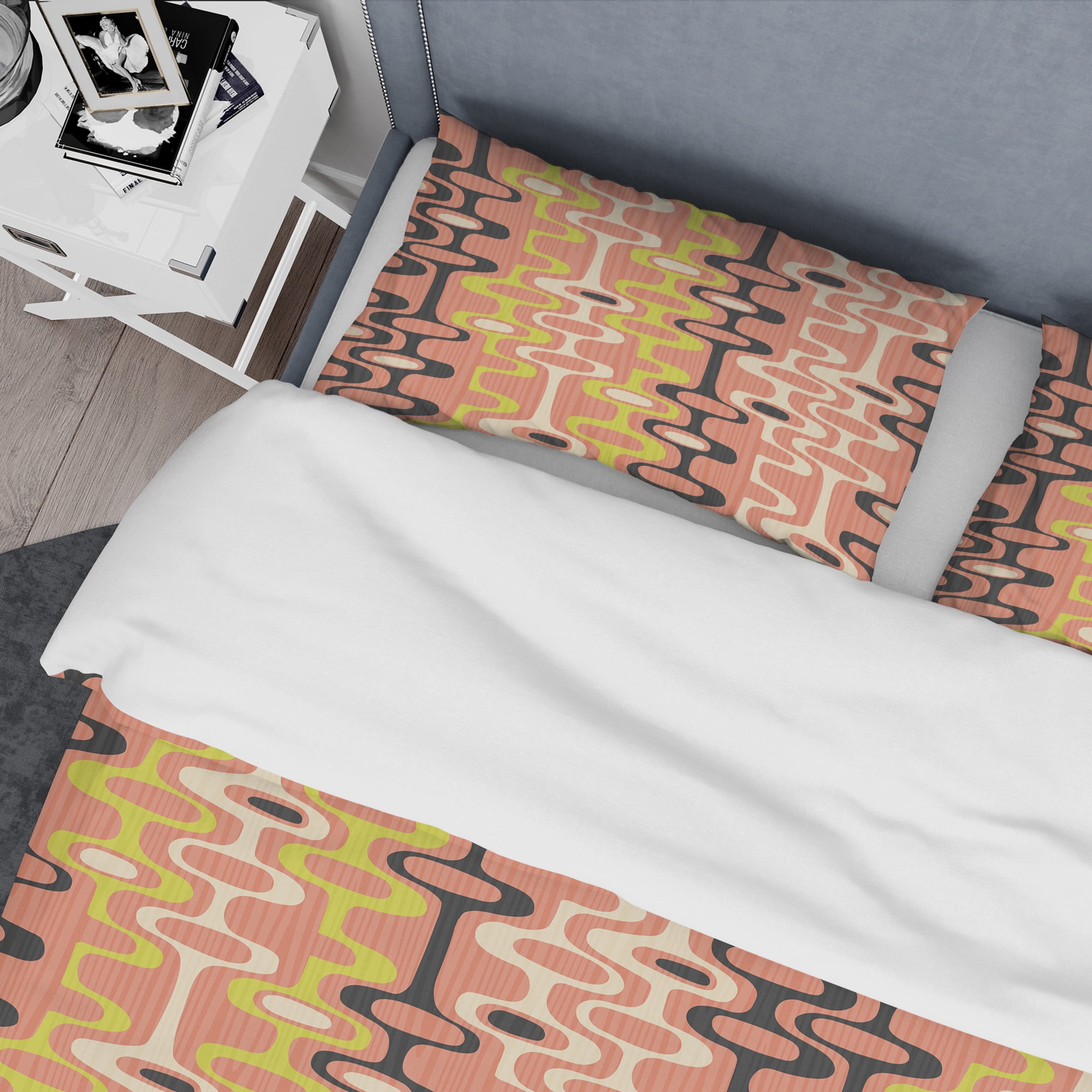 Designart 'Retro Abstract Design XIII' Mid-Century Modern Duvet Cover Set