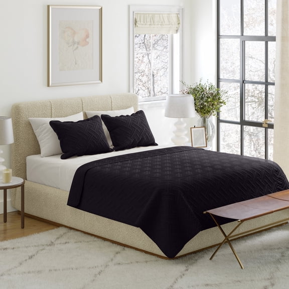 Lavish Home 3PC King Quilt Set - Bedspread and 2 King Pillow Shams (Black)