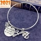 thumbnail image 1 of Pulsera de regalo de Graduación onlyliua 2021 con letras Pulsera de Amistad para estudiantes, 1 of 5